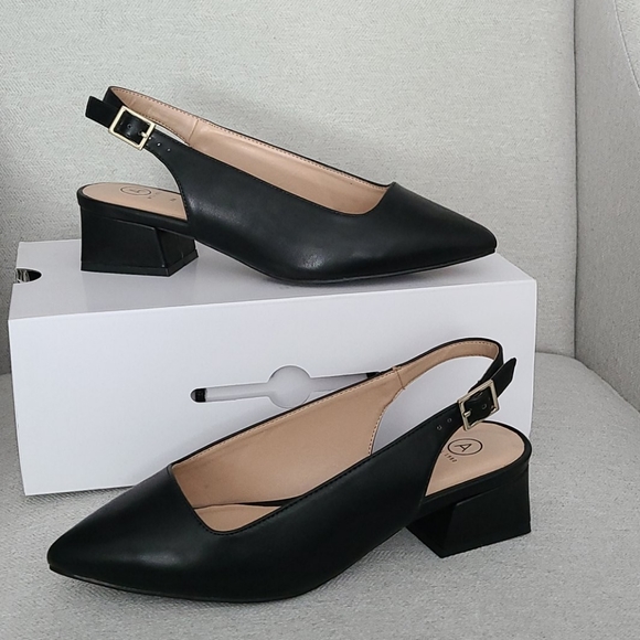 BNIB Dawn Black Slingback Pumps - Size 8W - Picture 4 of 12